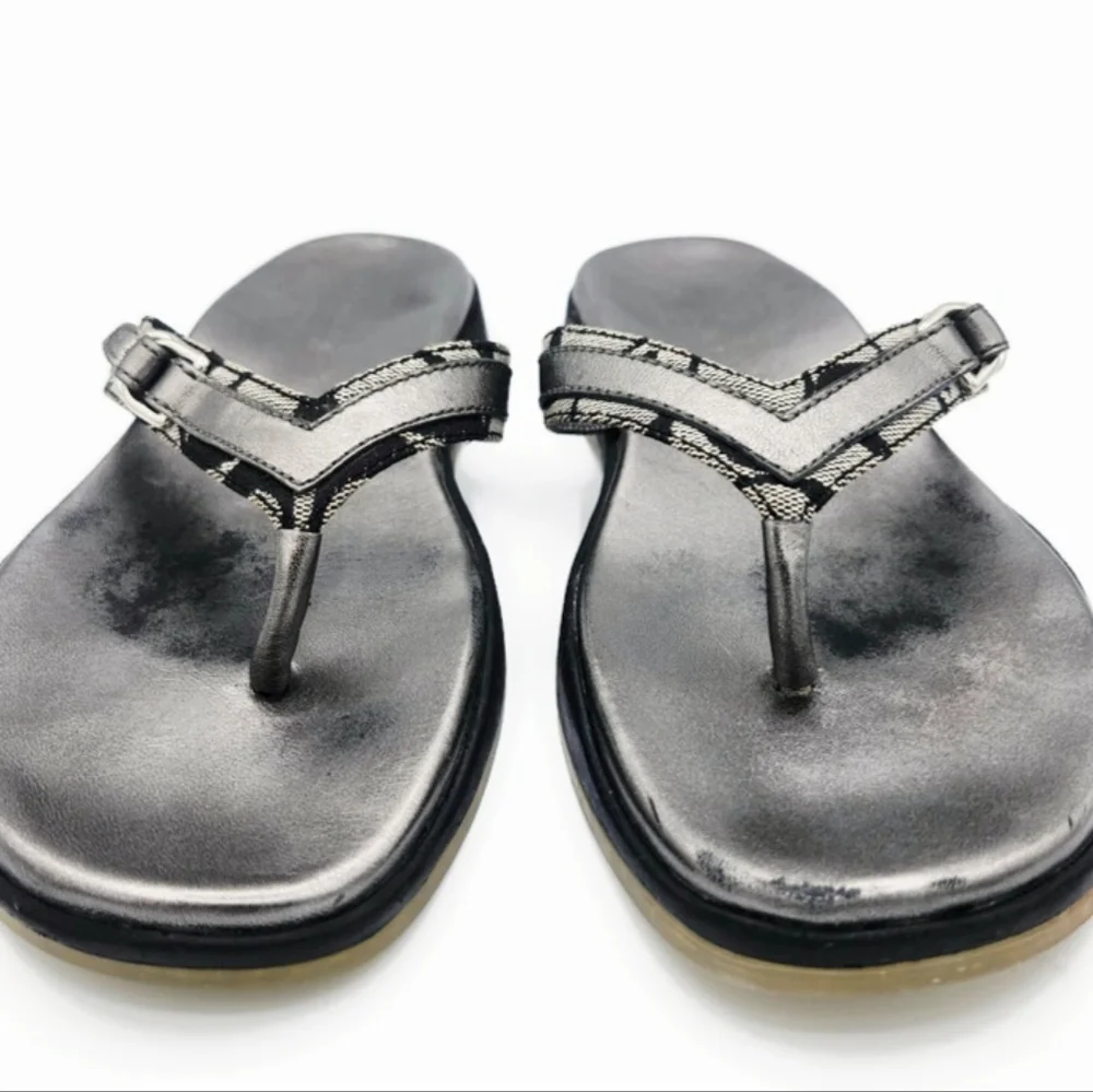 Coach Lindsey Black & White Jacquard Gunmetal Silver Leather Flip-Flop Sandals